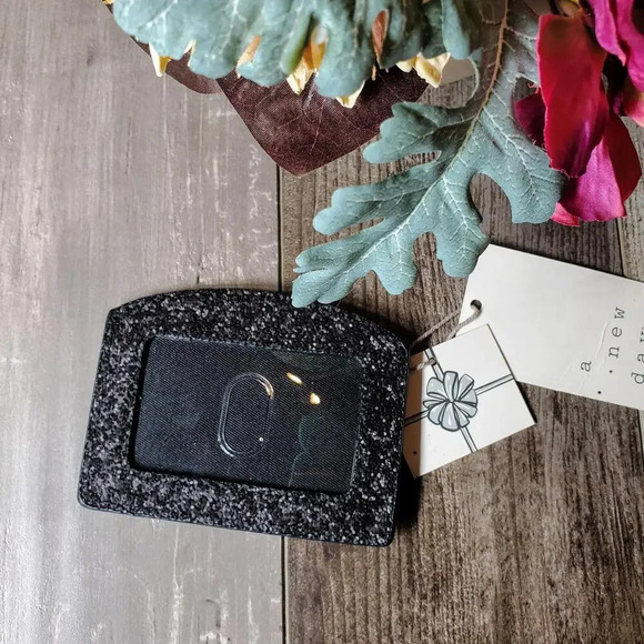 NWT A New Day Black Glitter Textured ID Credit Card Holder - Picture 4 of 6